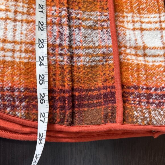 Free People Wrapped Up Blanket Vest Womens Medium Plaid Jacket Cozy Boho NEW M - Picture 10 of 11